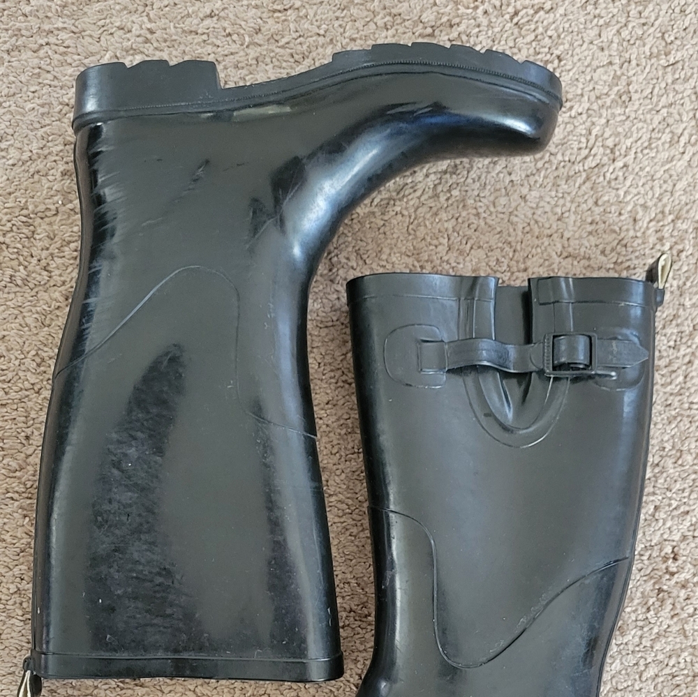 Target rain boots